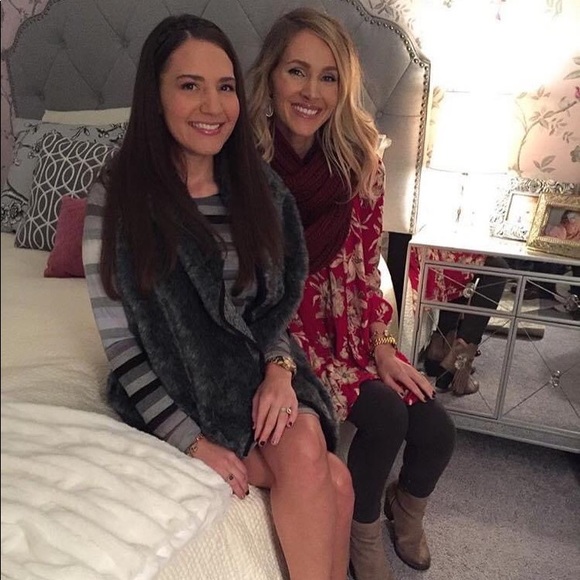 Dress - Picture 2 of 7